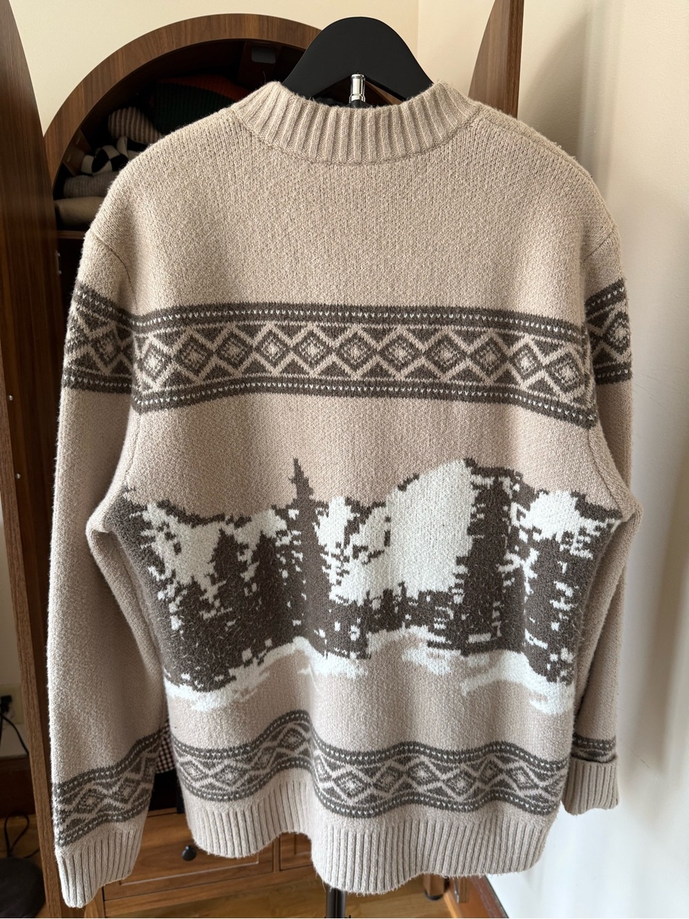 Abercrombie & Fitch Beige and Brown Fair Isle Zip-Up Sweater - Picture 3 of 5